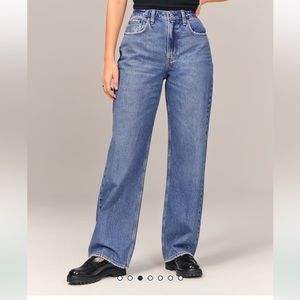 Abercrombie & Fitch The Loose High Rise Denim Jeans - Size 30 Curve Love